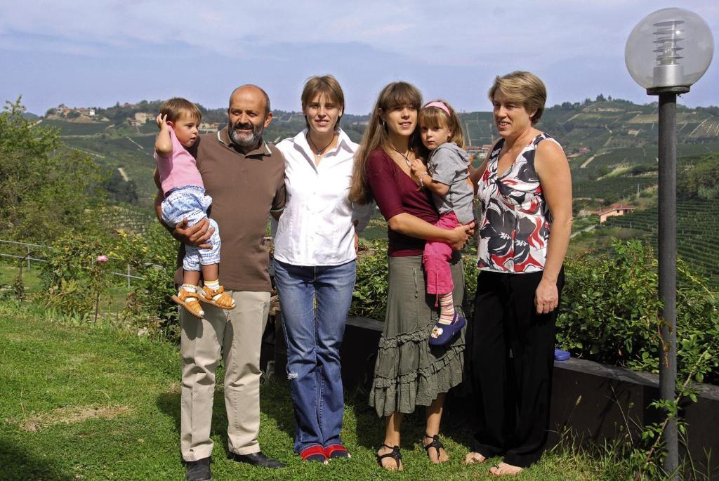 Agriturismo Cascina Vrona Willa Monteu Roero Zewnętrze zdjęcie